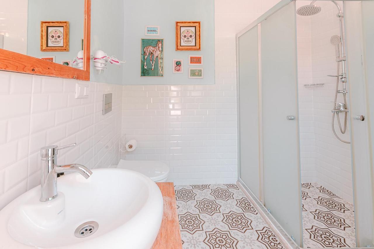 Kuytu Terrace Bed And Breakfast カシュ エクステリア 写真
