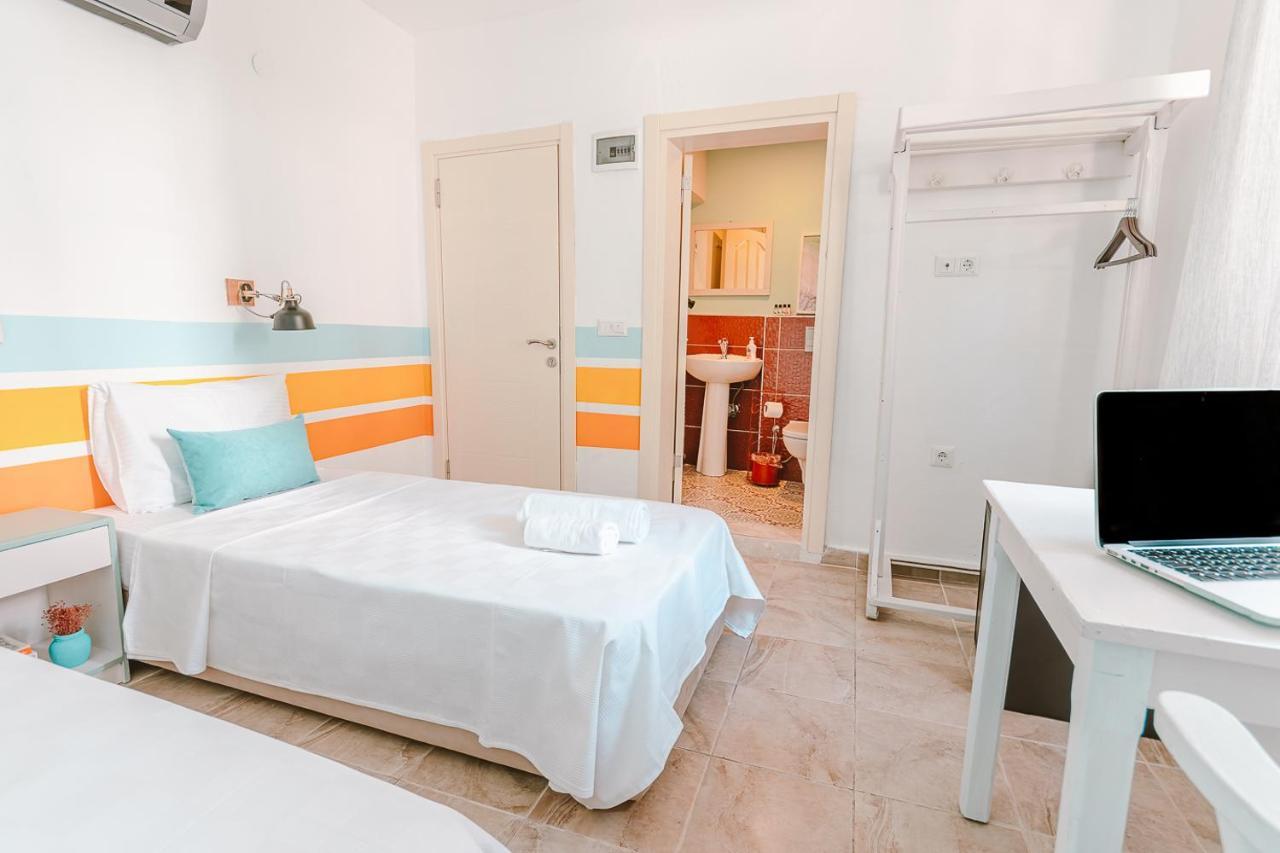 Kuytu Terrace Bed And Breakfast カシュ エクステリア 写真