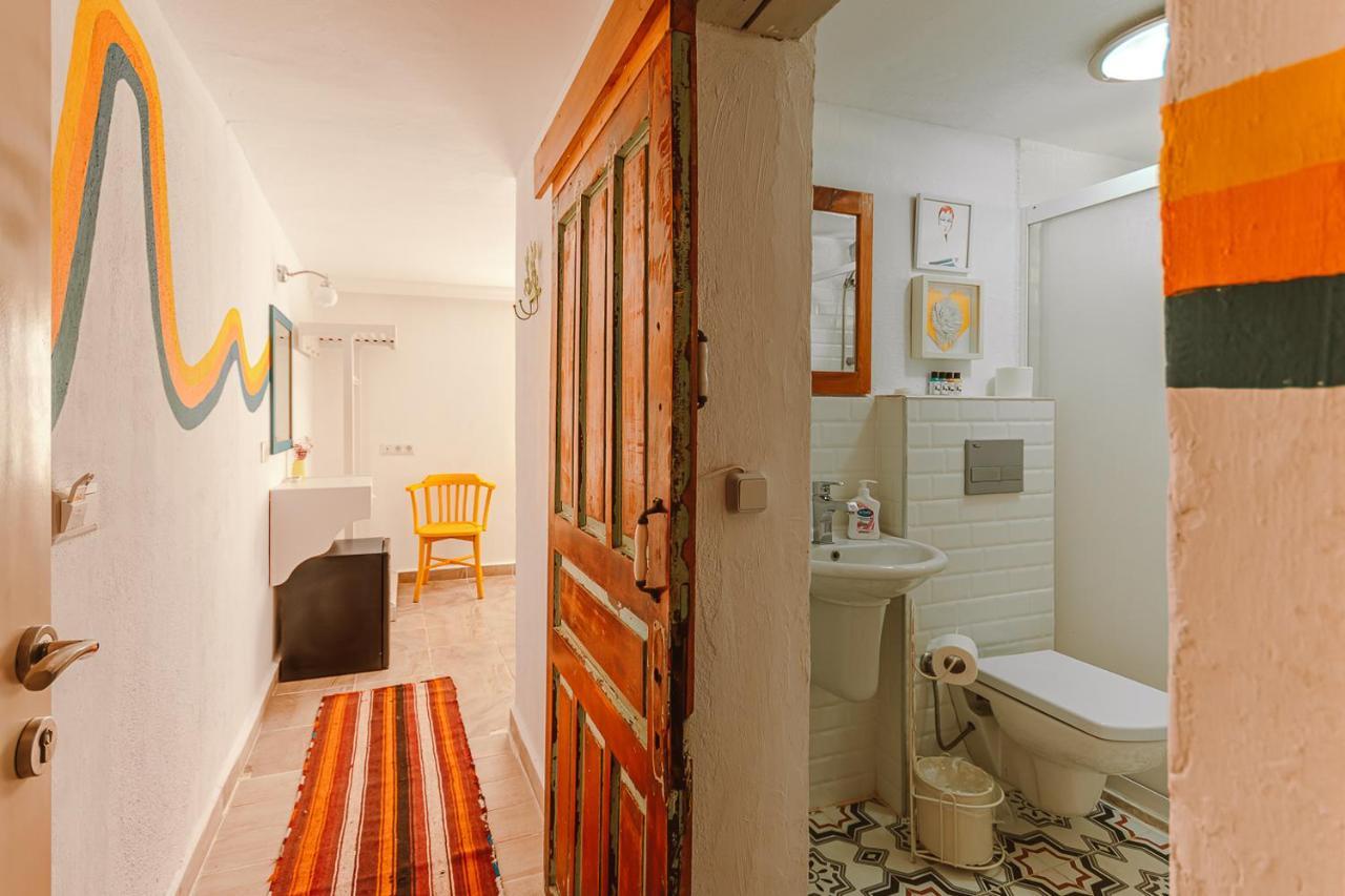 Kuytu Terrace Bed And Breakfast カシュ エクステリア 写真