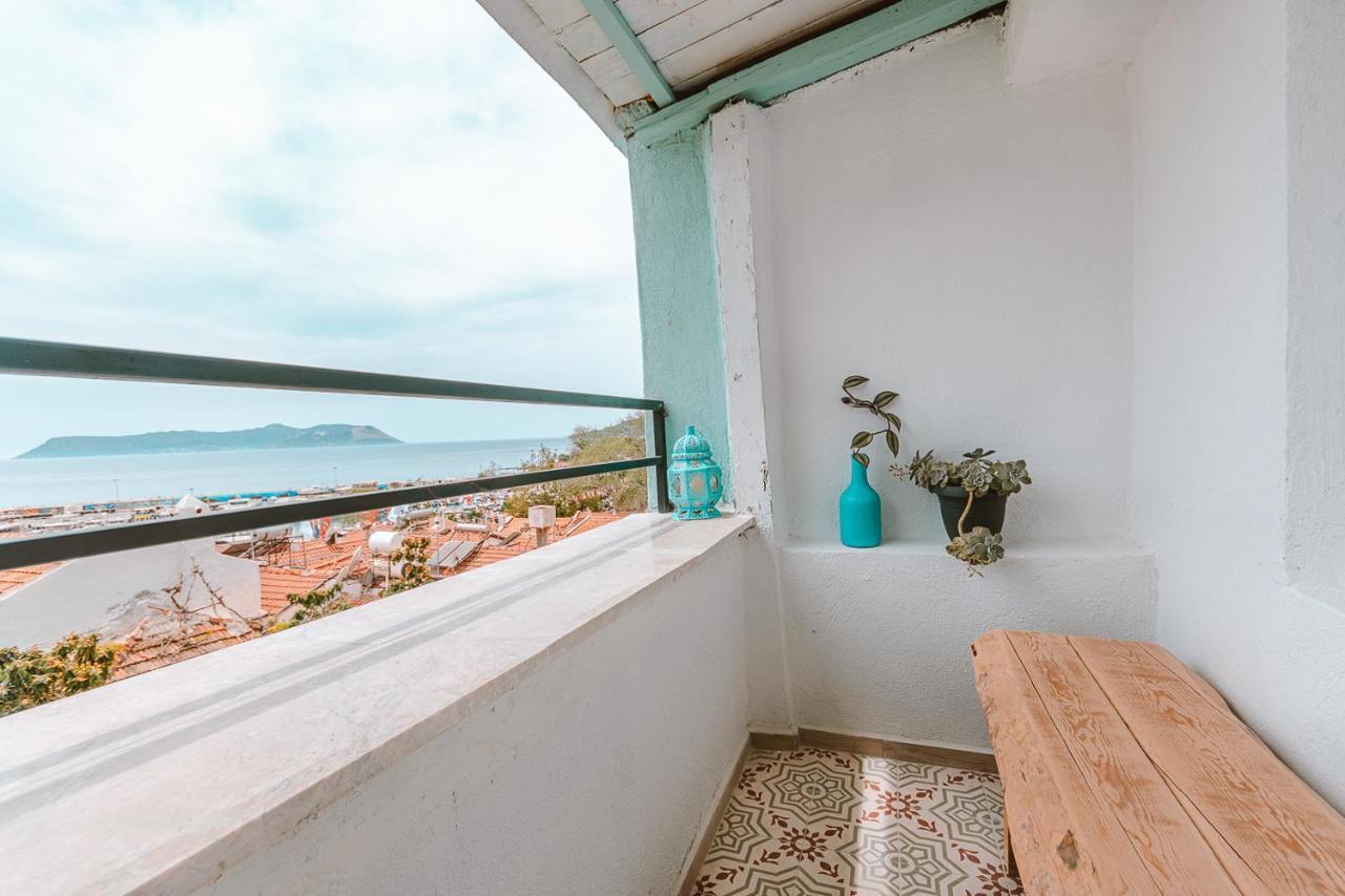 Kuytu Terrace Bed And Breakfast カシュ エクステリア 写真