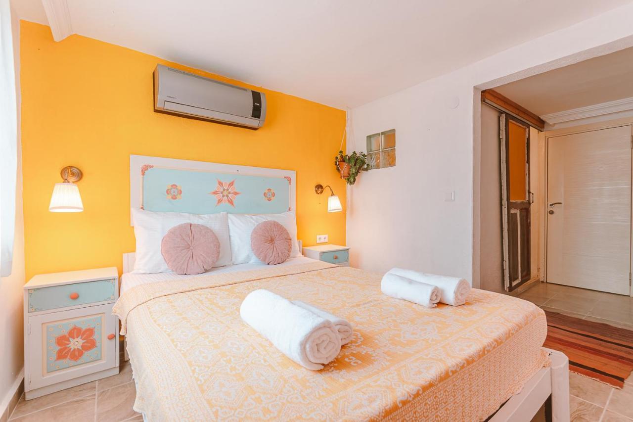 Kuytu Terrace Bed And Breakfast カシュ エクステリア 写真