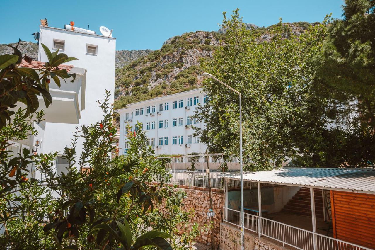 Kuytu Terrace Bed And Breakfast カシュ エクステリア 写真